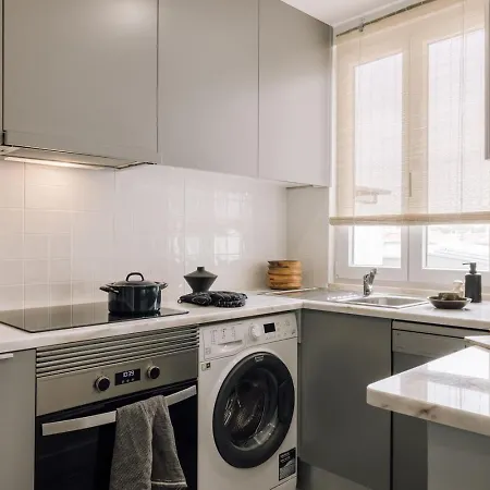 Boa - 2 Bedrooms In Santo Antonio Lisbon