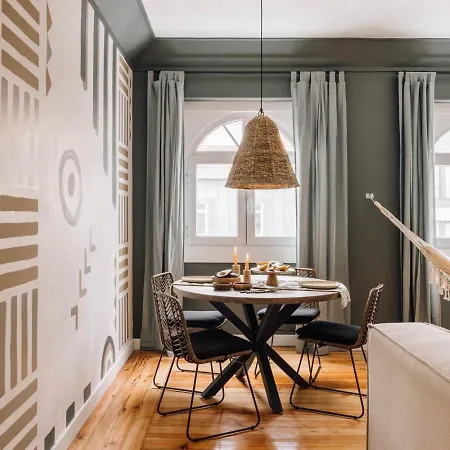Boa - 2 Bedrooms In Santo Antonio * Lissabon